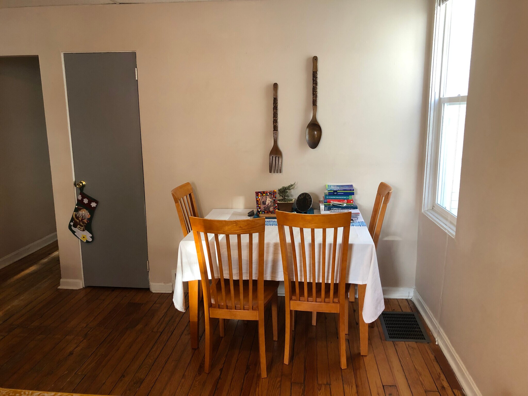 Building Photo - 113-1 Ivy St