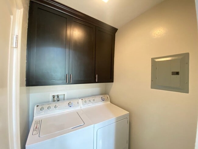 Building Photo - 1BD/1BA Cottage Home at B Street Bungalows – Modern Luxury Meets Mission Style Charm!