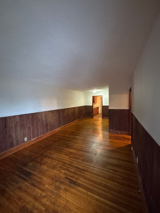 Building Photo - 317 Beltline Blvd