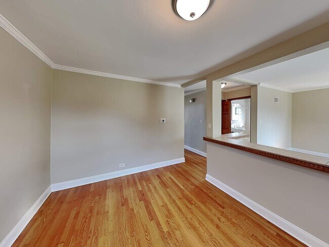 Building Photo - 11145 Boeger Ct