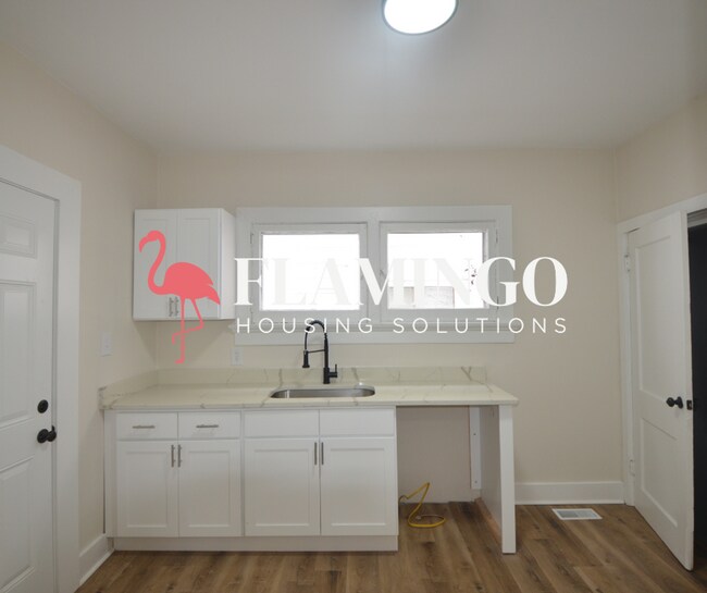 Building Photo - 82 S Sperling Ave