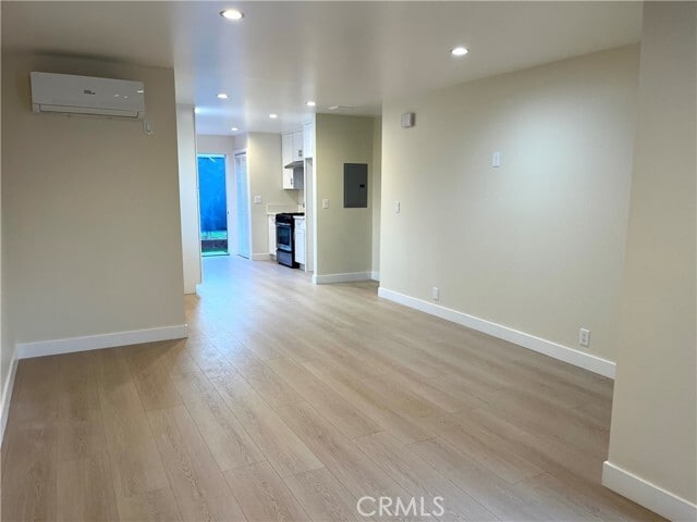 Building Photo - 2720 W 70th St