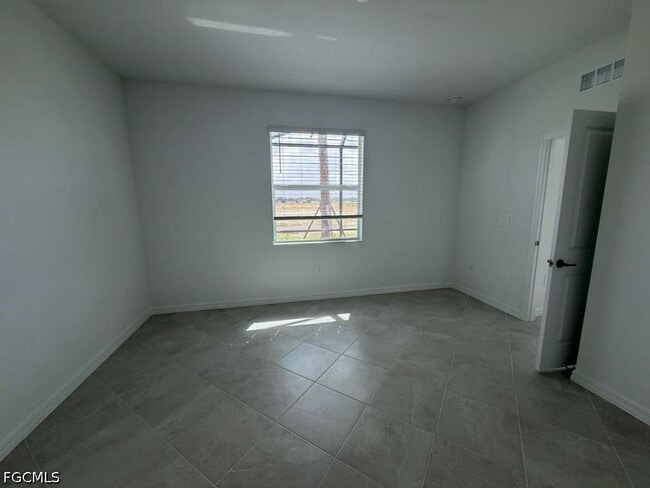 Building Photo - 14778 Martingale Pl