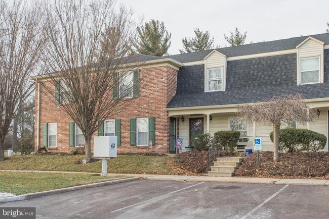 Building Photo - 217 Oberlin Terrace