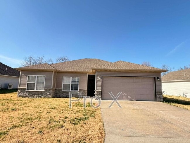 Primary Photo - 1604 Prier Ln