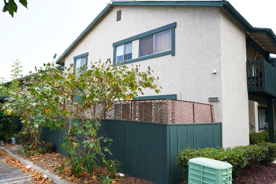Building Photo - 23214 Orange Ave