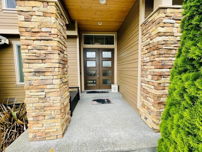 Building Photo - 8113 173rd Ave E