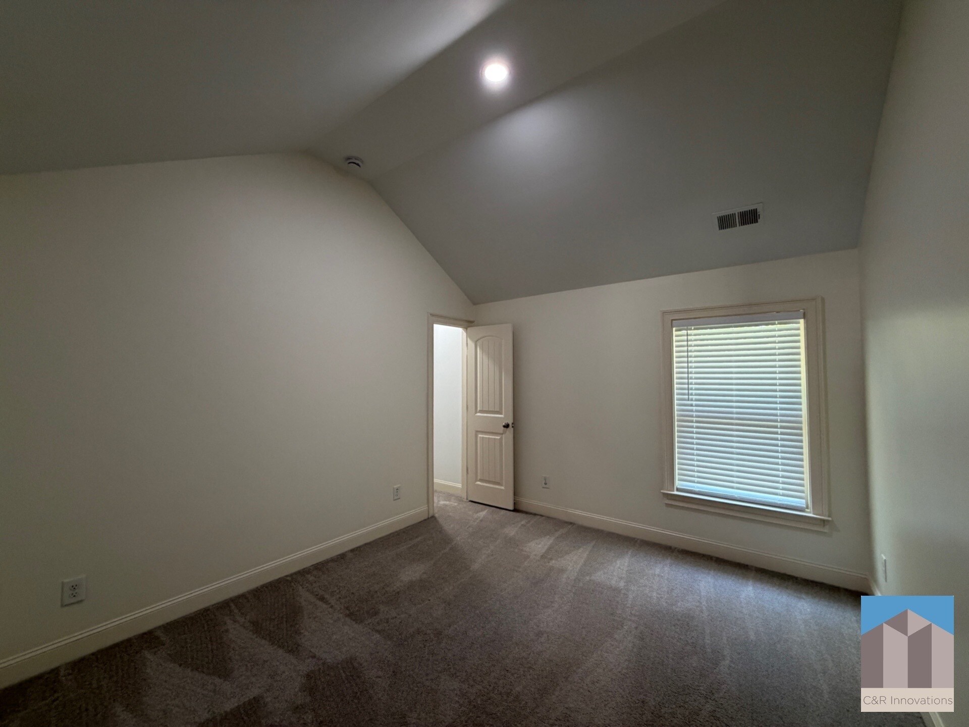 Building Photo - 4805 Carriage Bridge Ln