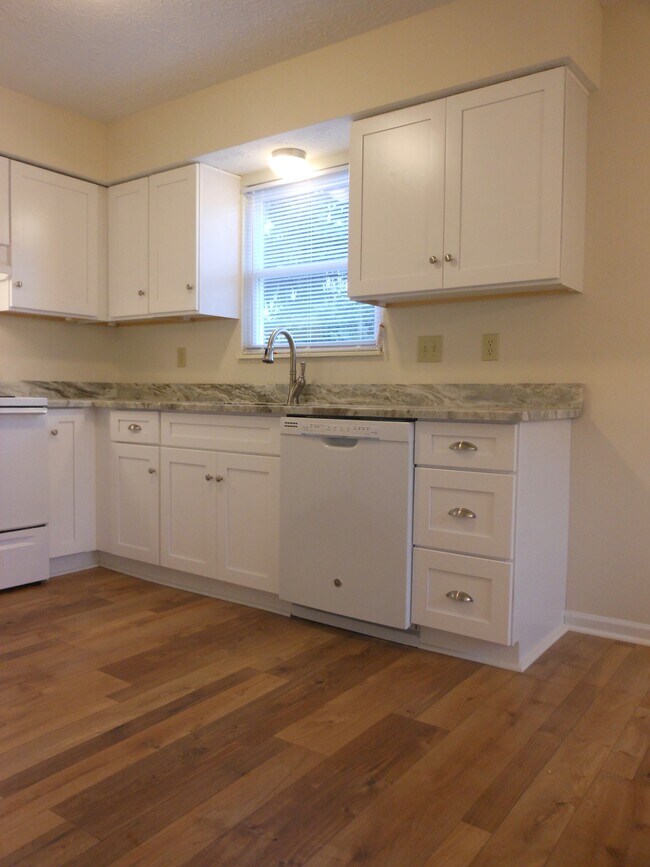 Building Photo - 1795 Laramie Drive