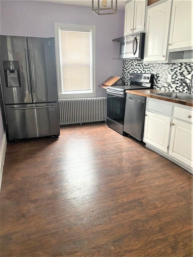 Building Photo - House for Rent in Glen Mills