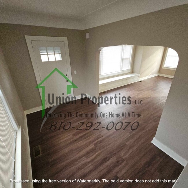 Building Photo - 263 N Elk St