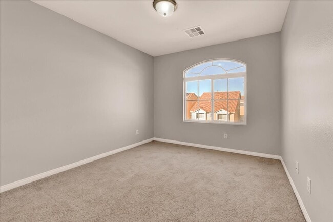 Building Photo - 6779 Philharmonic Ave
