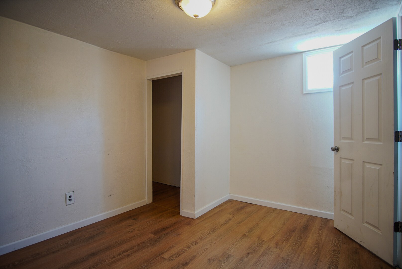 Building Photo - 310 19th Ave
