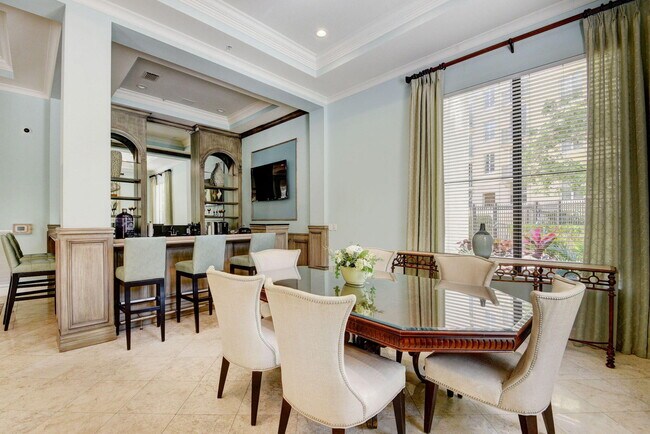 Building Photo - 780 S Sapodilla Ave