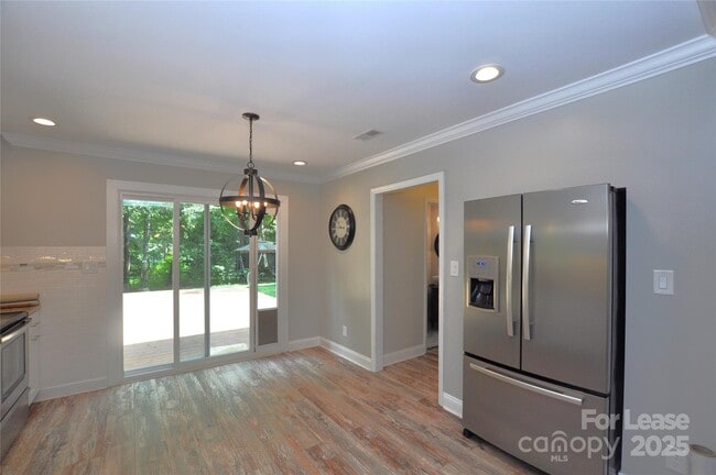 Building Photo - 1710 Kimway Ct