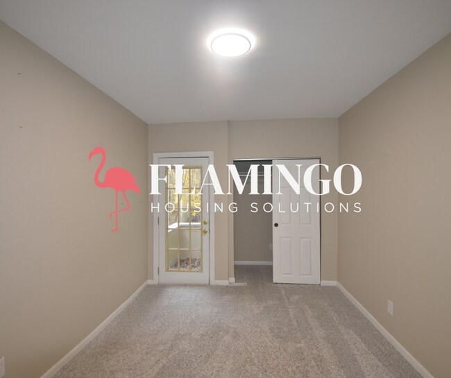 Building Photo - 33 E Babbit St