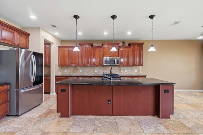 Building Photo - 25907 Foxrun Vista Dr