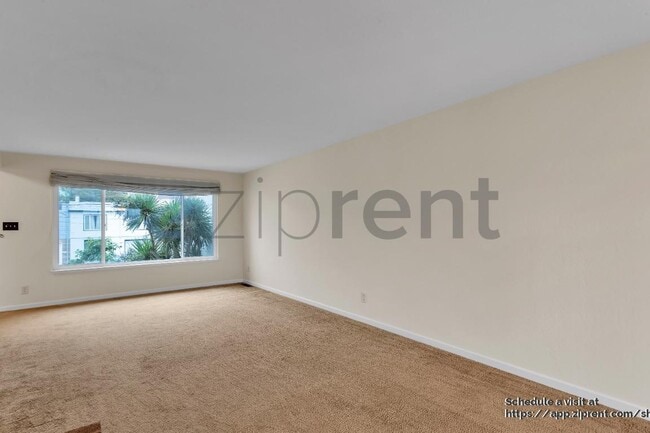 Building Photo - 280 Prague St