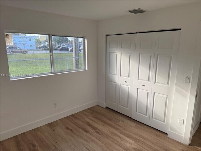 Building Photo - 2180 NW 59th St