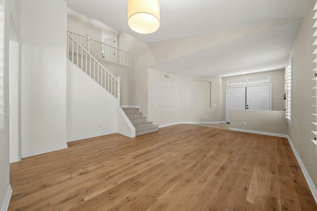 Building Photo - 1589 Turquoise Dr
