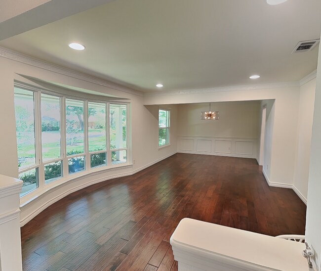 Building Photo - Style, Space & Sophistication in the Heart of Overton West!