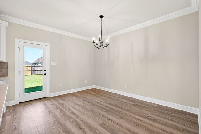 Building Photo - 7719 Claymont Cir