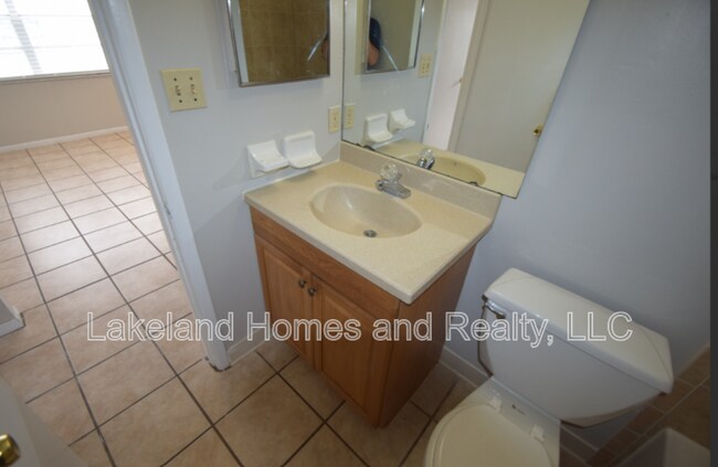 Building Photo - 6032 Norton Rd