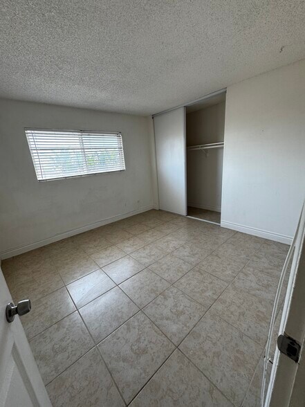 Building Photo - 2578 N Bourbon St