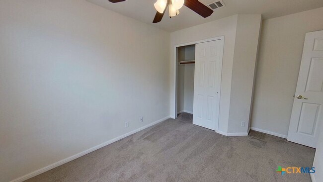 Building Photo - 102 Hersee Ct