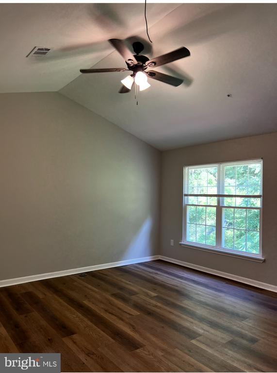 Building Photo - 9212 Owings Choice Ct