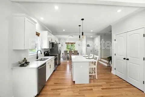 Building Photo - 5 Millie's Wy