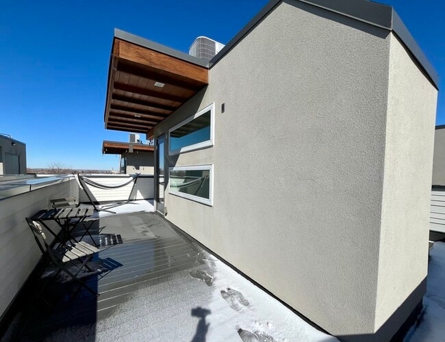Building Photo - 4176 N Pecos St