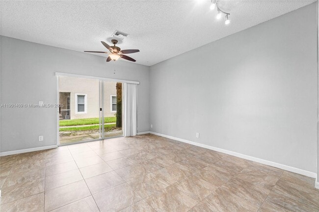 Building Photo - 4990 Palmbrooke Cir