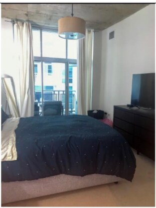 Building Photo - 700 N Larrabee St