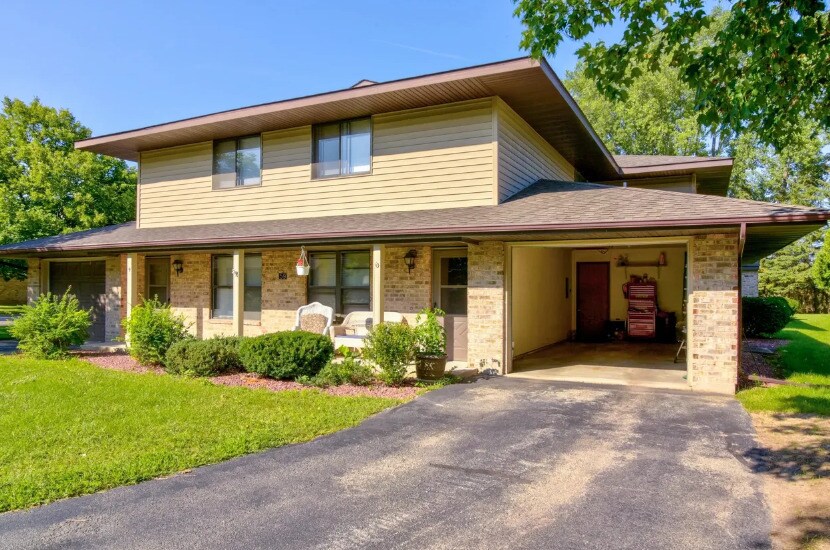Building Photo - Spencer Village Apartments-Appleton