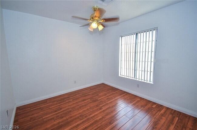 Building Photo - 6762 Shelter Ln