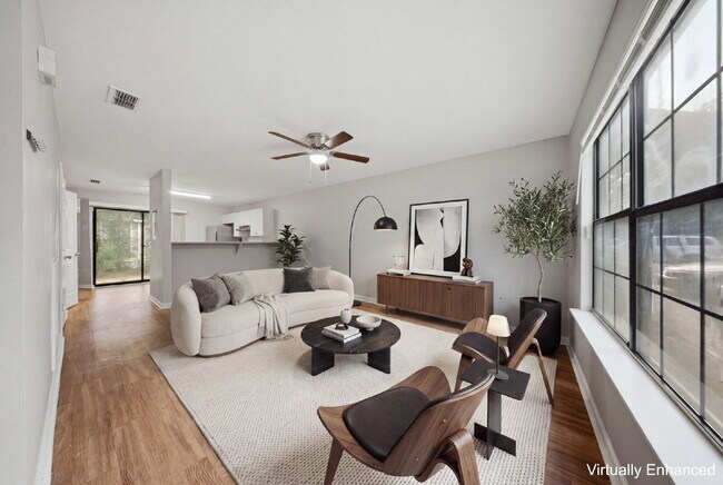 Building Photo - 2 bedroom x 2.5 bathroom! Great Location and Price! Guest Bathroom!