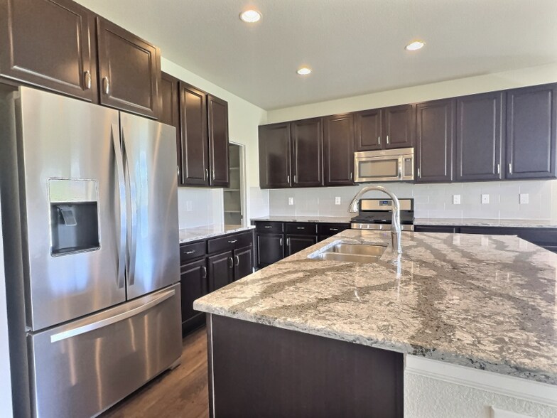 Building Photo - 3832 Ghost Dance Dr
