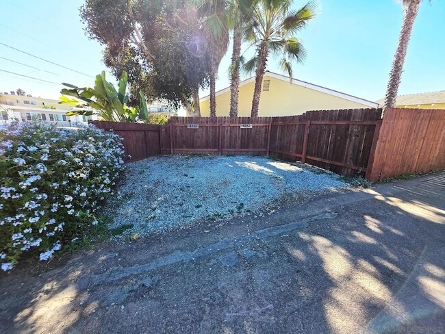 Building Photo - 4942 Jumano Ave