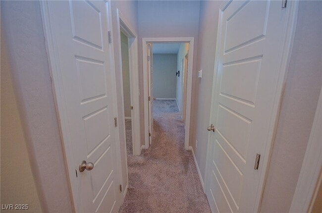Building Photo - 541 Tokopah Falls St