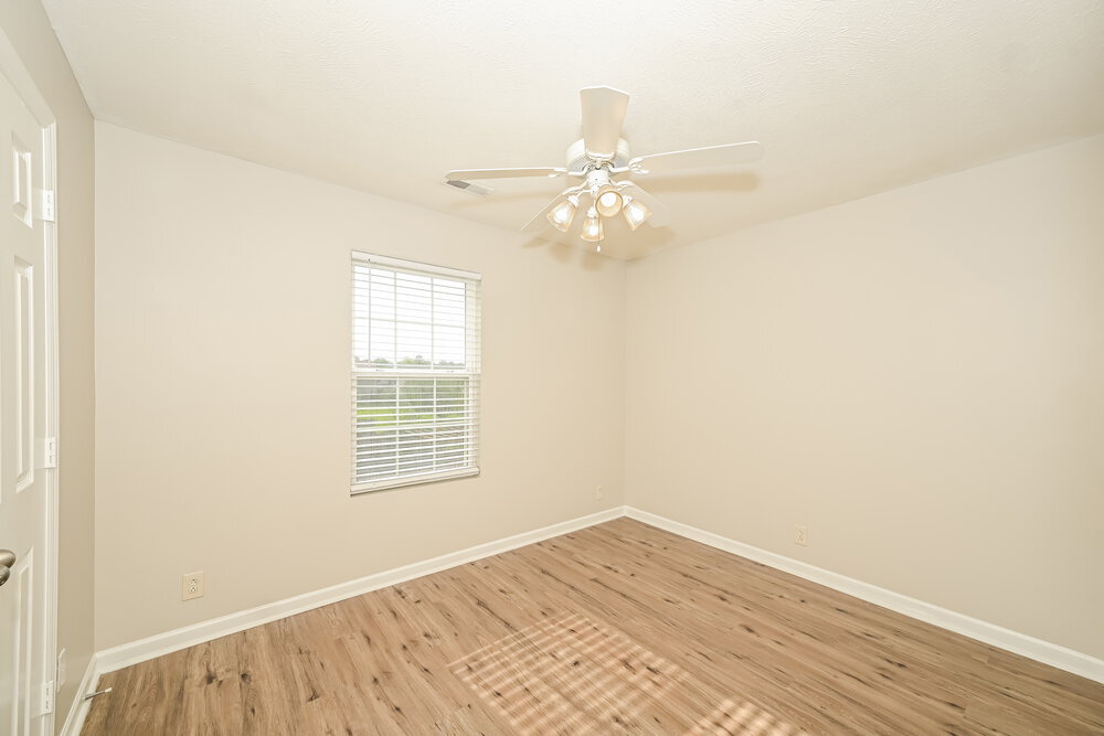 Building Photo - 1440 Westview Dr