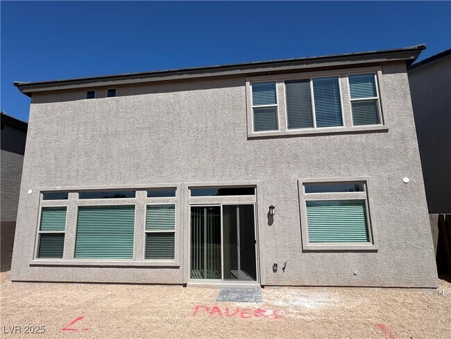 Building Photo - 309 Wakefield Ave