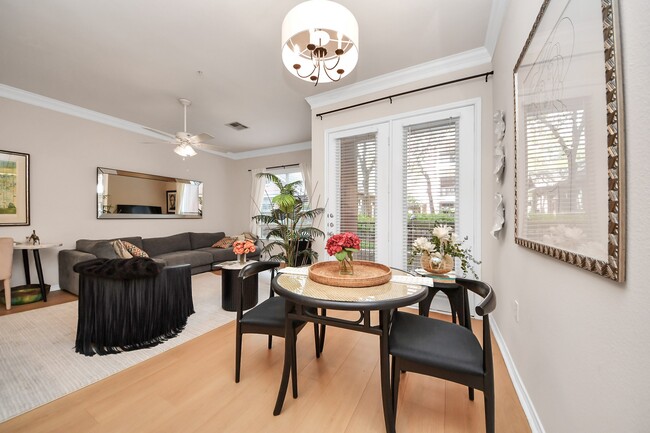 Building Photo - 2400 McCue Rd