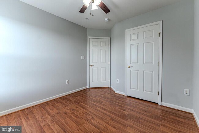 Building Photo - 1552 Oakley Ln