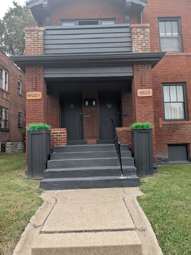 Building Photo - 4825 Farlin Ave