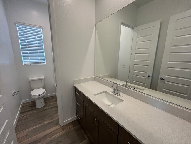 Building Photo - 25509 N 149th Ave