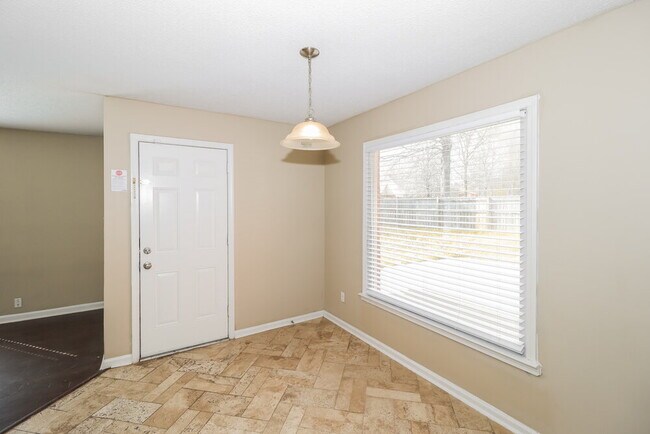 Building Photo - 8400 Timber Creek Dr