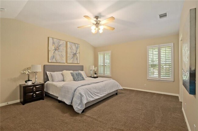 Building Photo - 1806 Paradise Ridge Dr