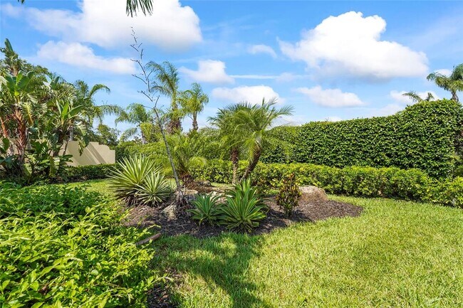 Building Photo - 7716 Uliva Way