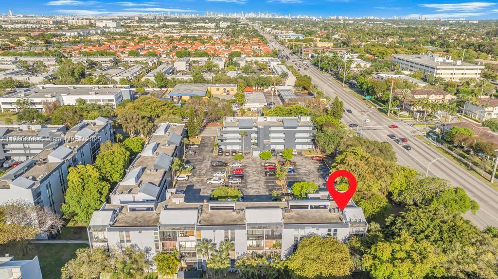 Building Photo - 110 Fontainebleau Blvd